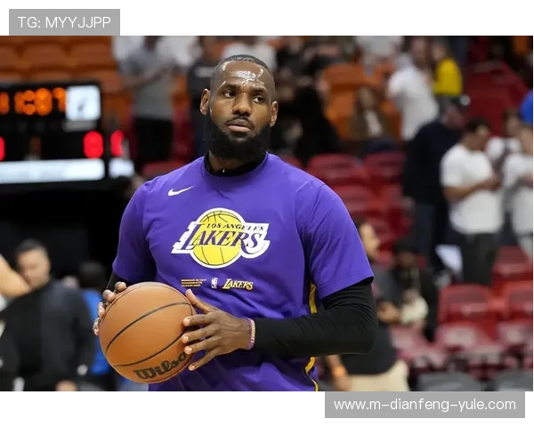 湖人迎来赛季最大挑战 詹姆斯与戴维斯能否带队突破重重考验